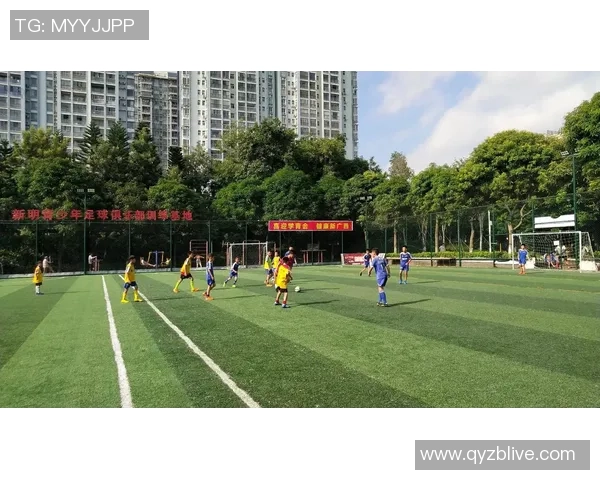 足球巨星与古诗词交织的传奇篇章：从绿茵场到千年诗韵的碰撞