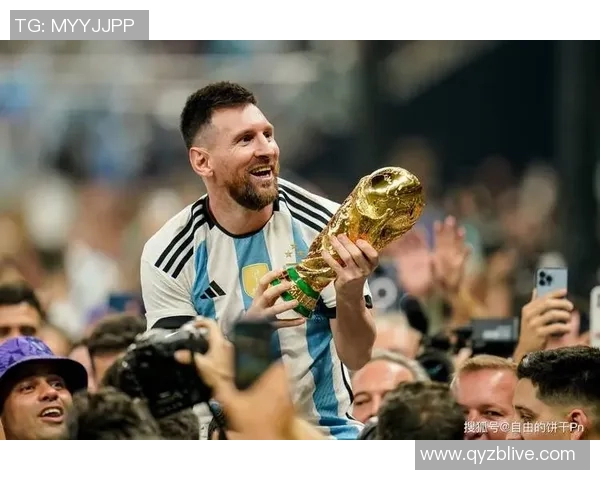 足球巨星传奇:梅西、C罗与其他顶尖球员的辉煌成就与职业生涯解析 足球巨星传奇:梅西、C罗与其他顶尖球员的辉煌成就与职业生涯解析